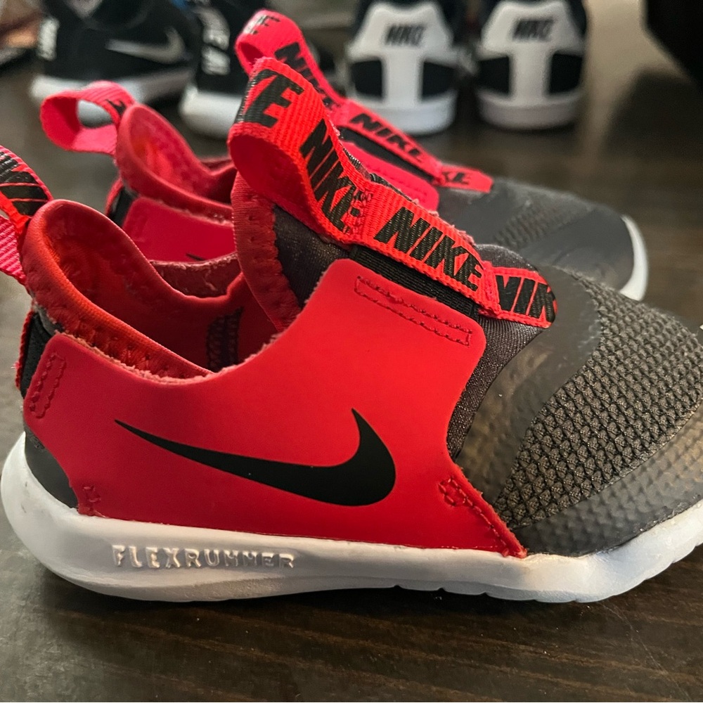 Nike Kids Flex Runner Red and Black Shoes